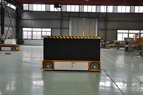 成都平博（中国）麦轮式全向车-1.jpg